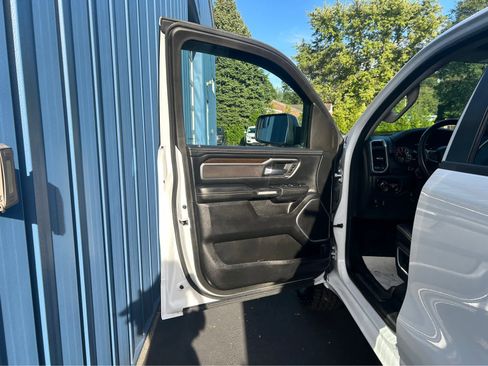 Used 2022 RAM 1500 Laramie image 27