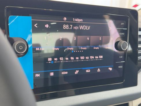 New 2026 Volkswagen Jetta SE FWD image 22
