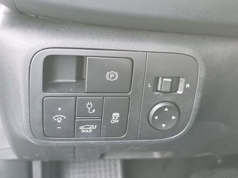 Used 2024 Hyundai Ioniq 6 SE RWD image 10