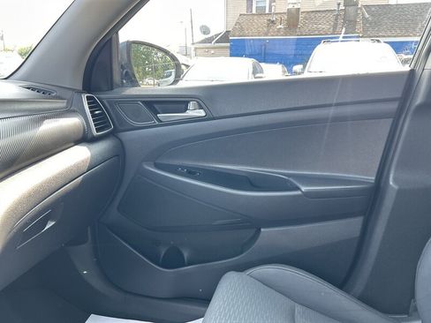 Used 2019 Hyundai Tucson SE AWD/4WD image 12