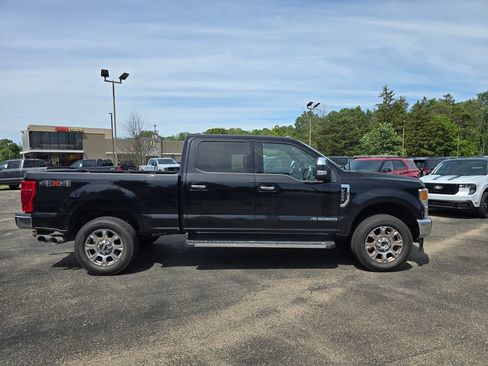 Certified 2022 Ford F250 Lariat w/ Chrome Package AWD/4WD image 6