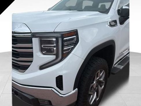 Used 2023 GMC Sierra 1500 SLT w/ SLT Premium Package image 1