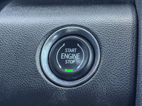 Used 2025 GMC Acadia Elevation FWD image 25
