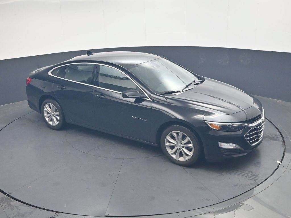 Used 2025 Chevrolet Malibu LT FWD image 11