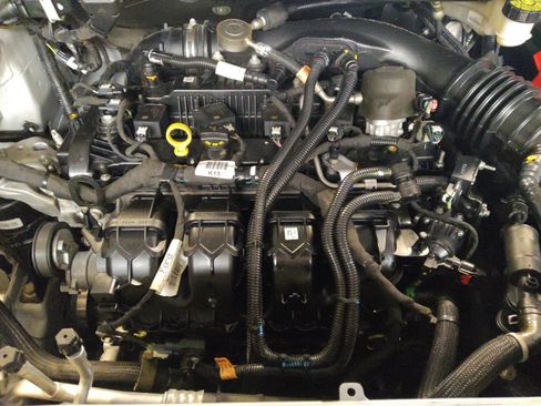 Used 2020 Ford Edge Titanium w/ Equipment Group 301A FWD image 30