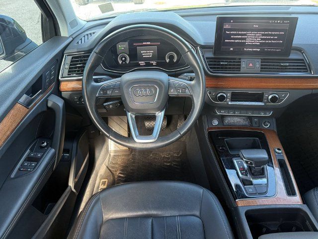Used 2021 Audi Q5 e Premium Plus AWD/4WD image 14
