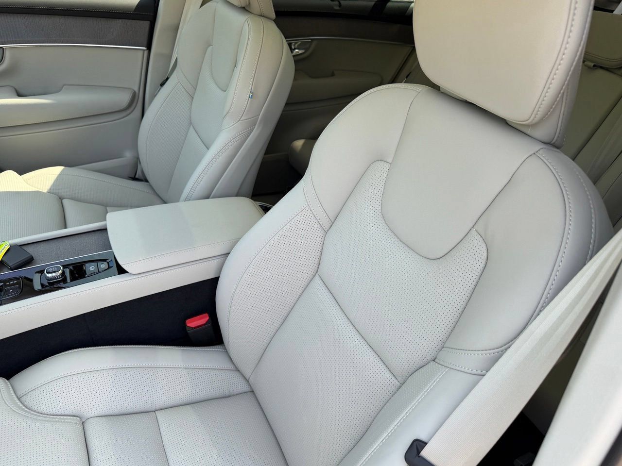 New 2026 Volvo XC90 T8 Ultra w/ Protection Package AWD/4WD image 20