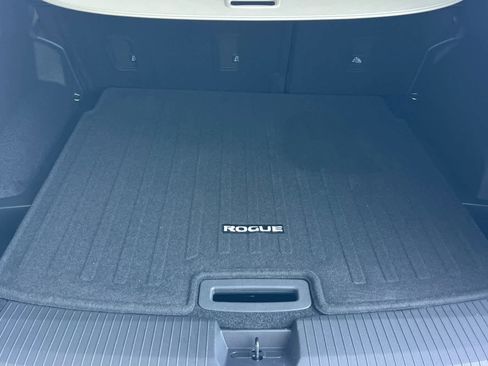 New 2026 Nissan Rogue SV image 18