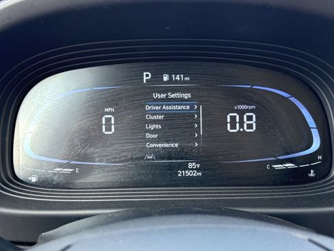 Used 2024 Hyundai Venue SEL FWD image 10