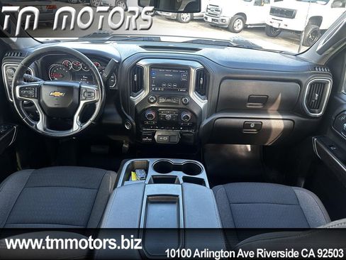 Used 2022 Chevrolet Silverado 2500 LT w/ Convenience Package image 7