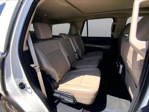 Certified 2023 Ford Expedition XLT AWD/4WD image 20