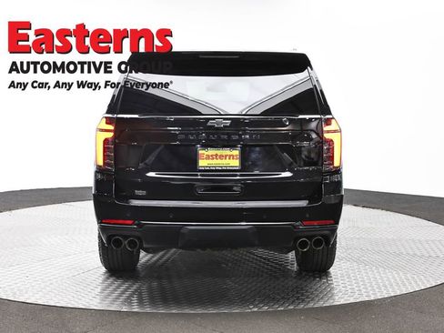 Used 2025 Chevrolet Suburban Z71 AWD/4WD image 6