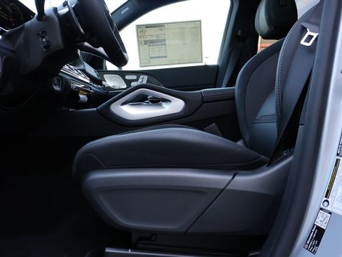 New 2026 Mercedes-Benz GLE 53 AMG 4MATIC image 42