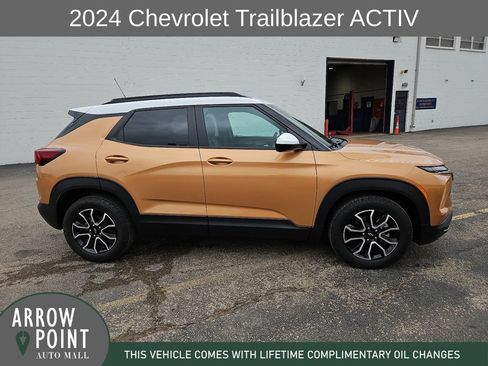 Used 2024 Chevrolet TrailBlazer ACTIV w/ Convenience Package FWD image 13