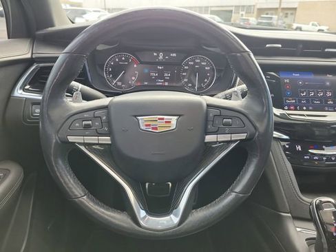 Used 2021 Cadillac XT6 Sport w/ LPO, ONYX Package AWD/4WD image 10