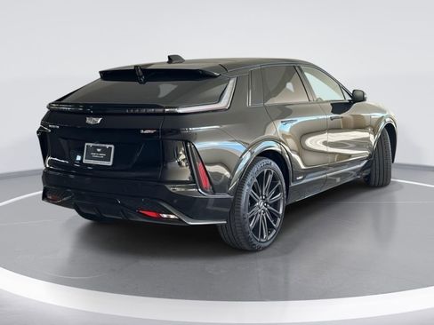 New 2026 Cadillac Lyriq V AWD/4WD image 3