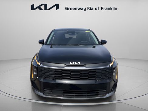 New 2026 Kia Sportage LX FWD image 2