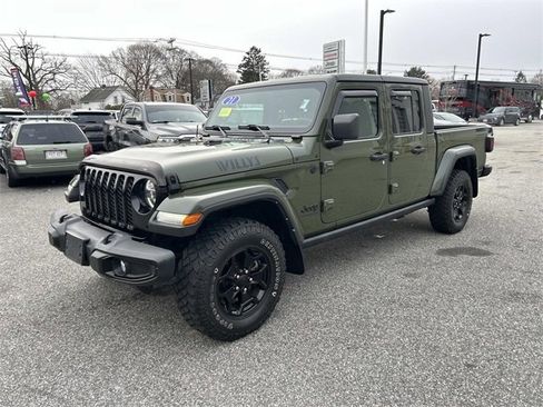 Used 2021 Jeep Gladiator Willys image 7