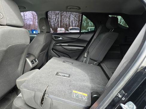 Used 2022 Chevrolet Equinox LT image 29