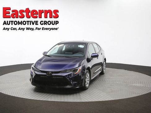 Used 2022 Toyota Corolla LE image 54