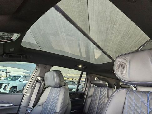 New 2026 Cadillac Escalade IQ Luxury 1 w/ LPO, Floor Liner Package image 9