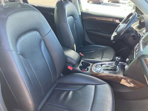 Used 2017 Audi Q5 2.0T Premium Plus w/ Technology Package image 30