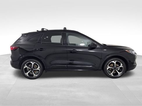Used 2023 Ford Escape ST-Line Elite AWD/4WD image 7