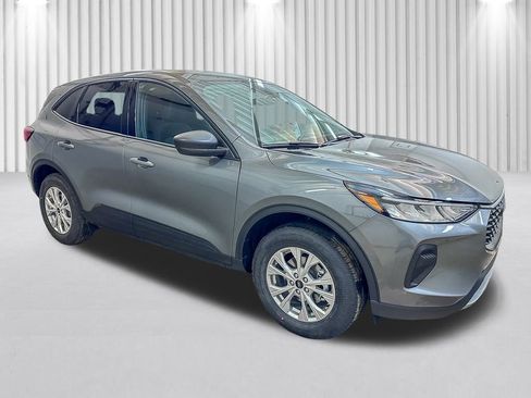 New 2026 Ford Escape Active w/ Cold Weather Package image 2