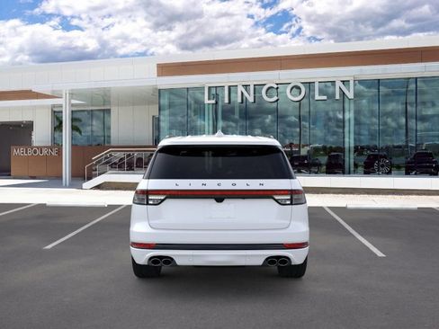 New 2026 Lincoln Aviator Black Label w/ Jet Appearance Package AWD/4WD image 5