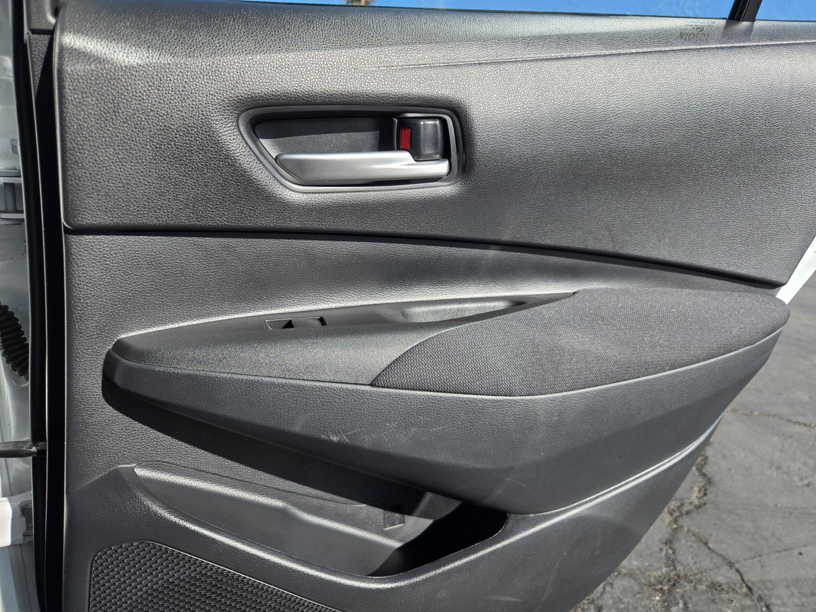 Used 2026 Toyota Corolla SE FWD image 30