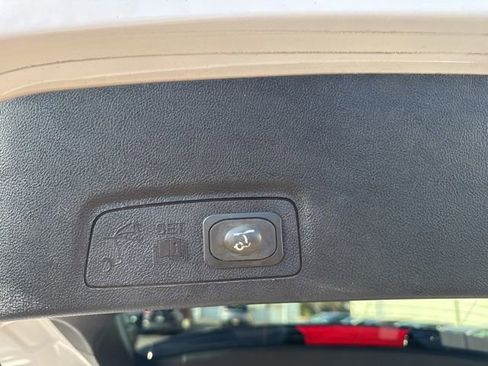 Used 2019 Lincoln MKC Black Label image 21