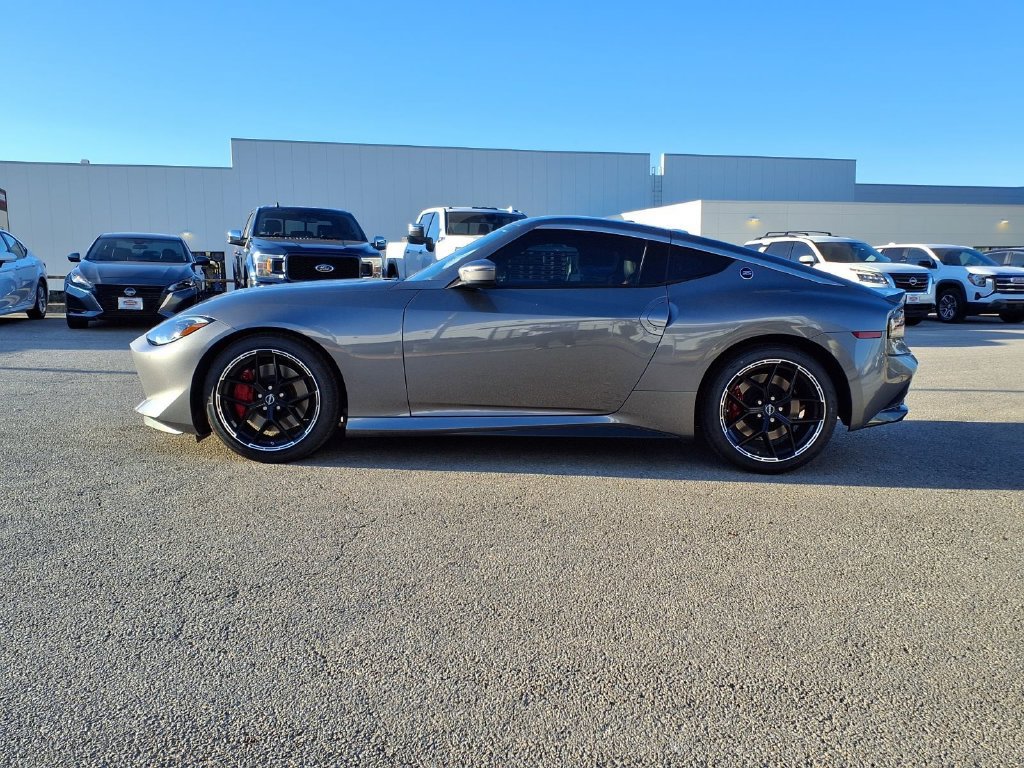 New 2027 Nissan Z Performance RWD image 5