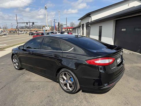 Used 2014 Ford Fusion SE w/ Equipment Group 201A image 4
