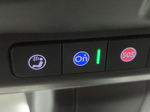 Used 2021 Chevrolet Tahoe Premier w/ Premium Package image 18