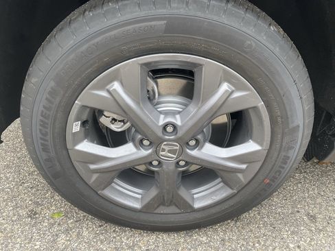 New 2026 Honda HR-V LX image 7