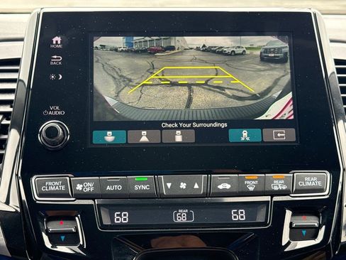 Certified 2023 Honda Odyssey Touring image 35
