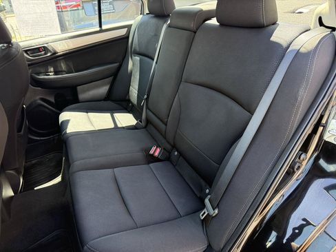 Used 2018 Subaru Legacy 2.5i AWD/4WD image 7