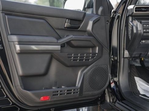 New 2026 Toyota Tacoma SR5 image 33