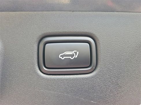 New 2025 Kia EV6 Wind image 10