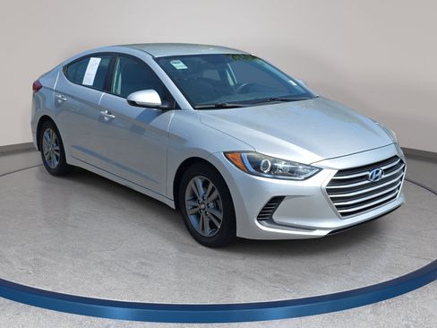 Used 2018 Hyundai Elantra SEL FWD image 3