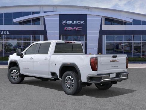 New 2026 GMC Sierra 2500 SLE image 3