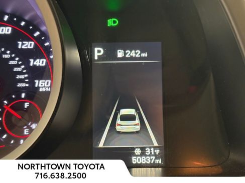 Used 2023 Hyundai Elantra SEL image 9