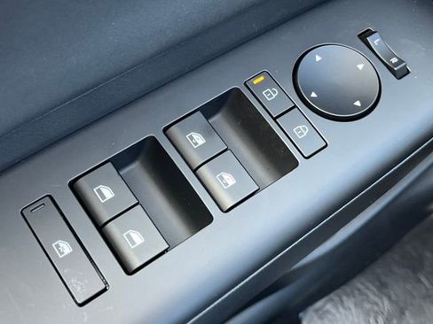 New 2026 Hyundai Kona Limited image 21