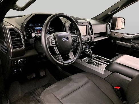 Used 2018 Ford F150 XLT w/ Equipment Group 302A Luxury RWD image 13