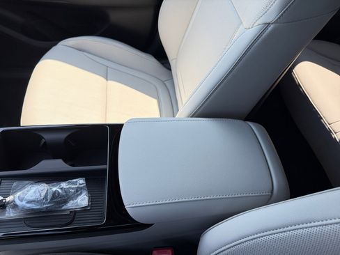 New 2025 Hyundai Tucson Limited image 14