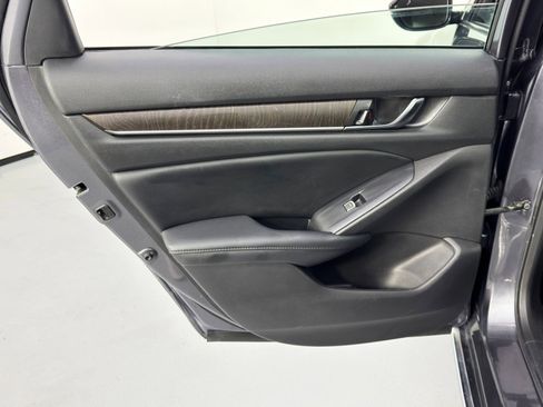 Used 2022 Honda Accord EX-L image 42