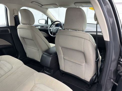 Used 2019 Ford Fusion S image 42