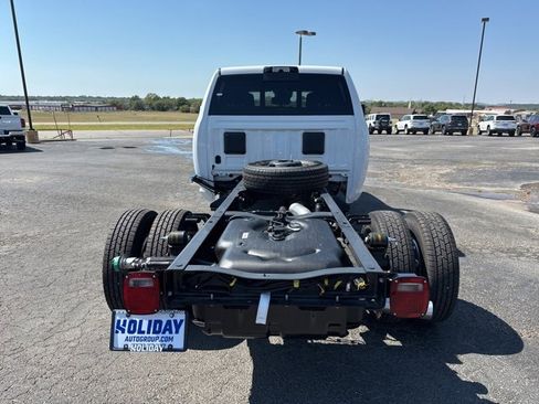 New 2026 RAM 3500 Tradesman image 4