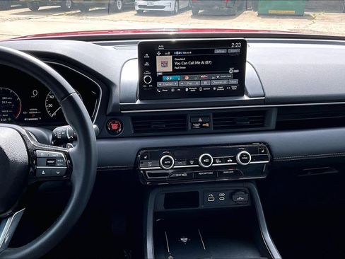 Used 2025 Honda Pilot EX-L image 7