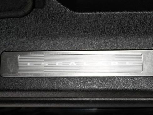 Used 2023 Cadillac Escalade V AWD/4WD image 40